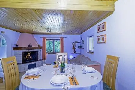 Chalets Bogo & Neno Ledenice 0*,  Croatia