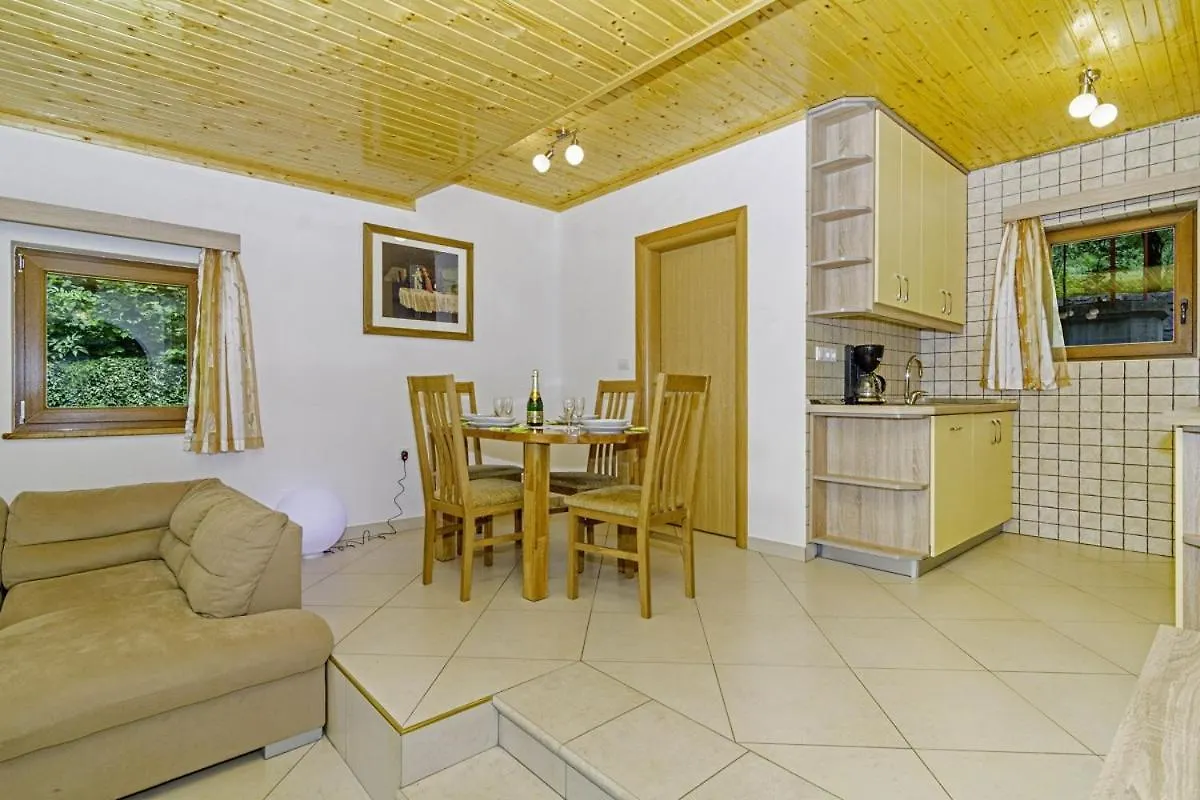 Chalets Bogo & Neno Ledenice Croatia